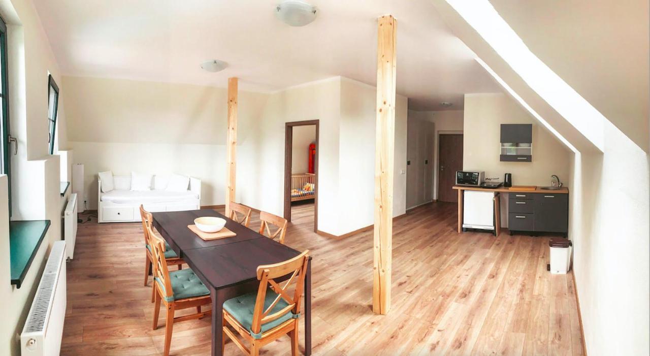 Kozakov Apartmany - Druhe Patro Tatobity ภายนอก รูปภาพ
